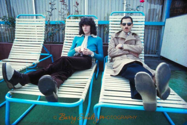 Sparks posing at the Hyatt hotel in LA, 1975. Photo: Barry Schultz